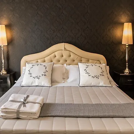 帕拉佐比纳米住宿加早餐旅馆