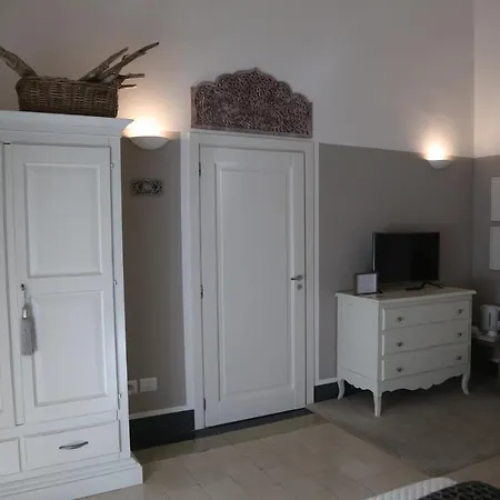 Palazzo Bignami Bed and Breakfast