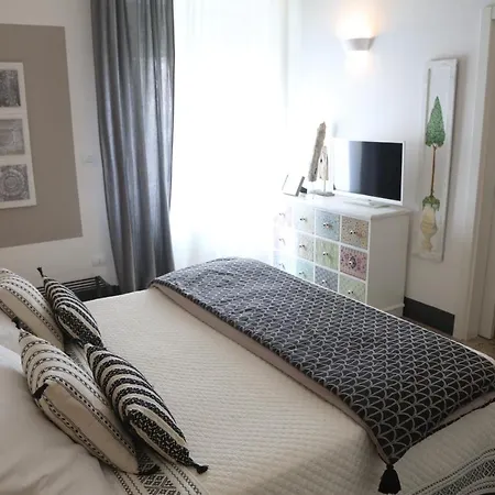 Palazzo Bignami Bed and Breakfast