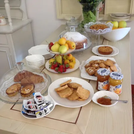 帕拉佐比纳米住宿加早餐旅馆 4*