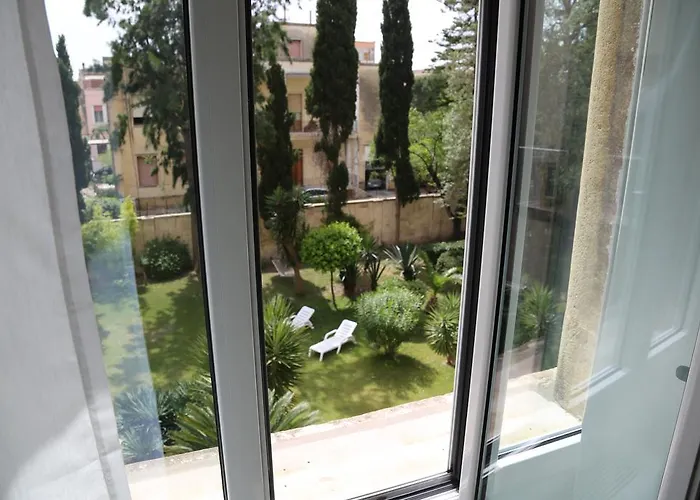 ベッド・アンド・ブレックファスト パラッツォ ビニャーミ 4*