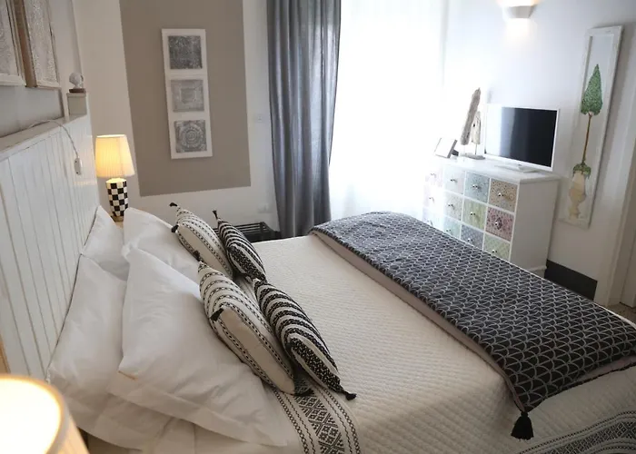 パラッツォ ビニャーミ 4* レッチェ