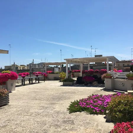 Palazzo Bignami 4* Лечче