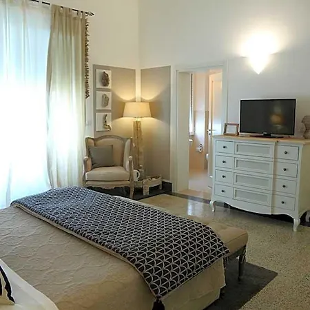 Palazzo Bignami Bed and breakfast 4*