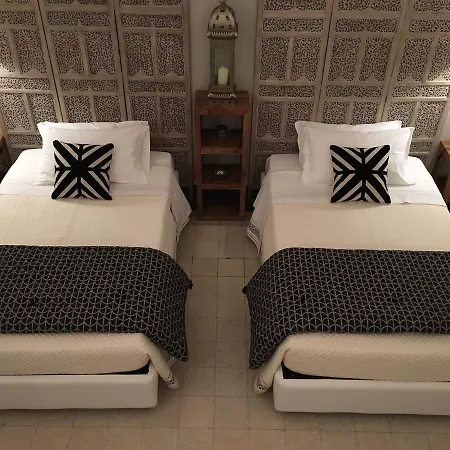 Palazzo Bignami 4* Лечче