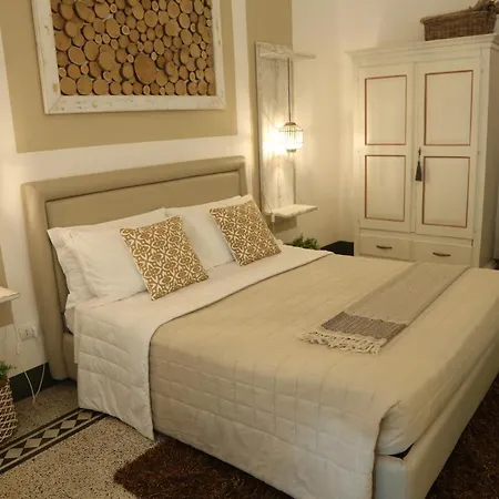 Palazzo Bignami 4* Лечче