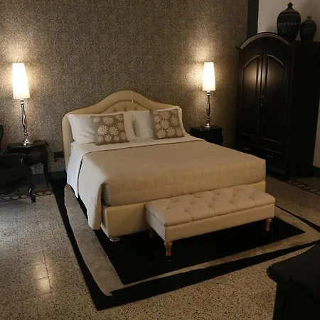 Palazzo Bignami 4* Лечче
